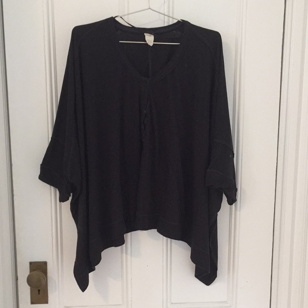 Free People - S flowy shortsleeved top